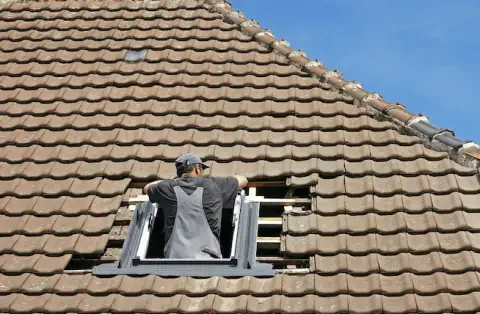 Pose de velux - Saint-Hélen